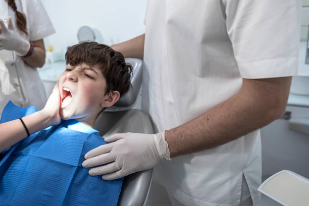 Best Emergency Tooth Extraction  in Columbus, KS